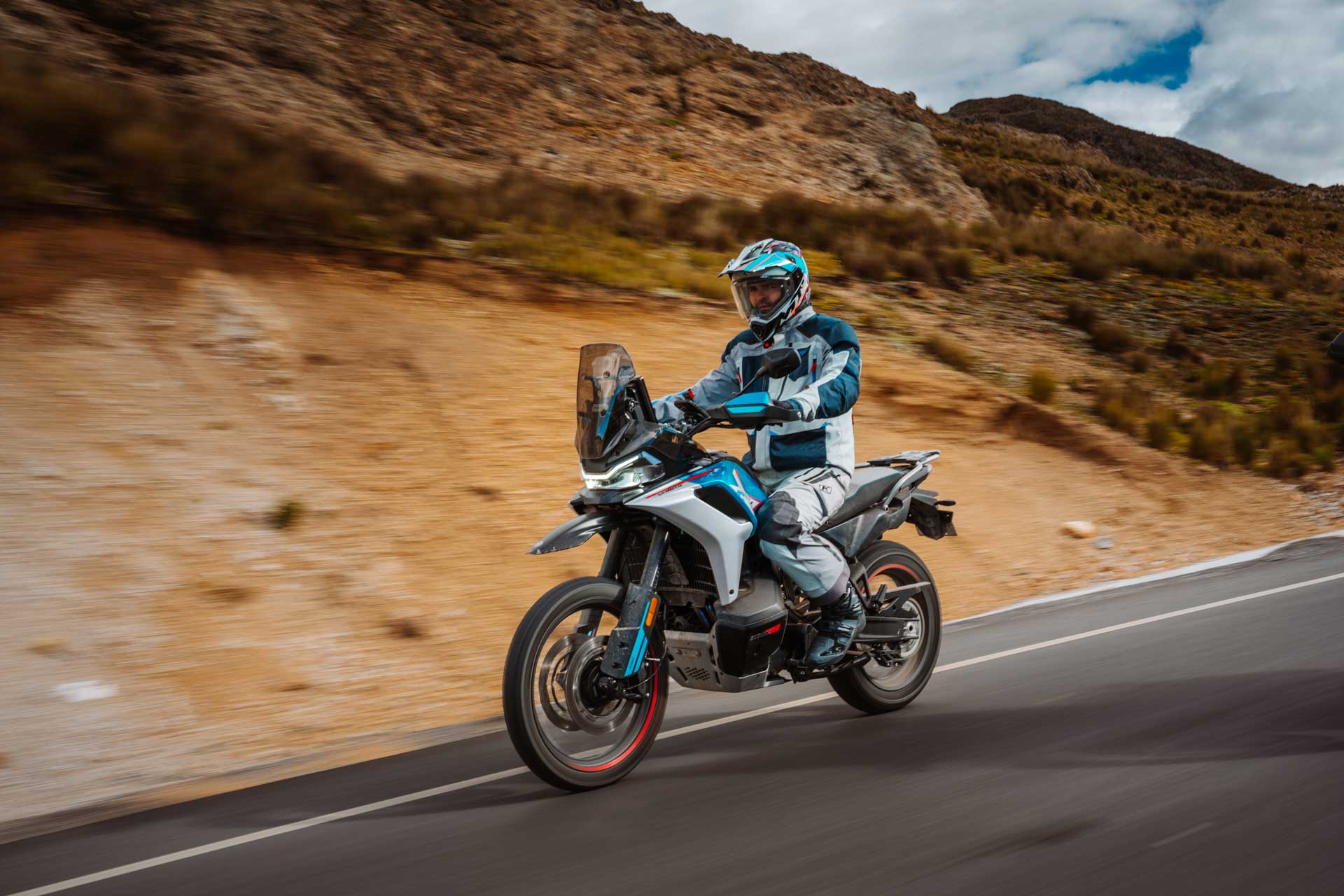 CFMOTO MotoPlay: slimme motorbeveiliging standaard bij CFMOTO