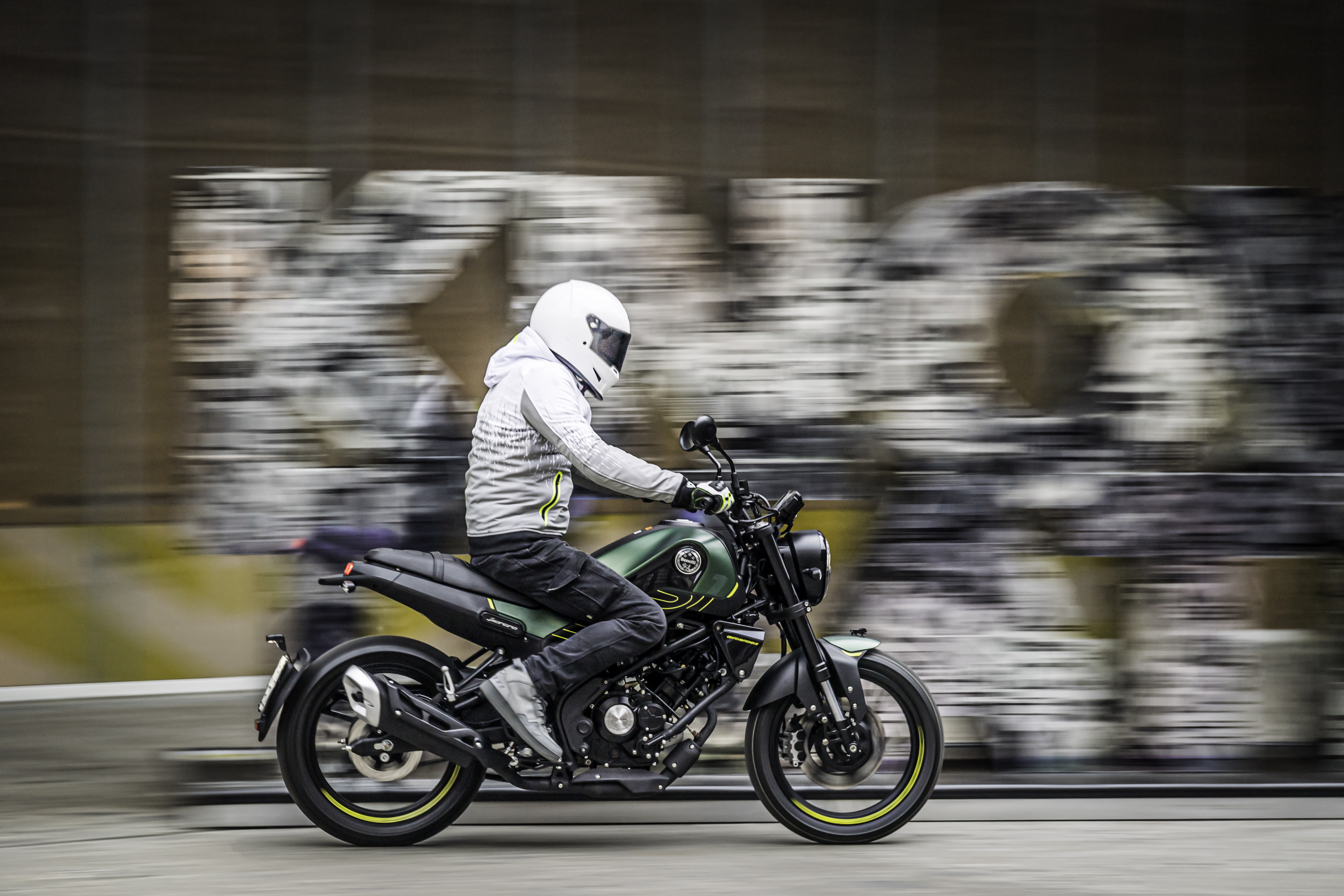 €250,- cashback op de Benelli Leoncino 125 en BN125!