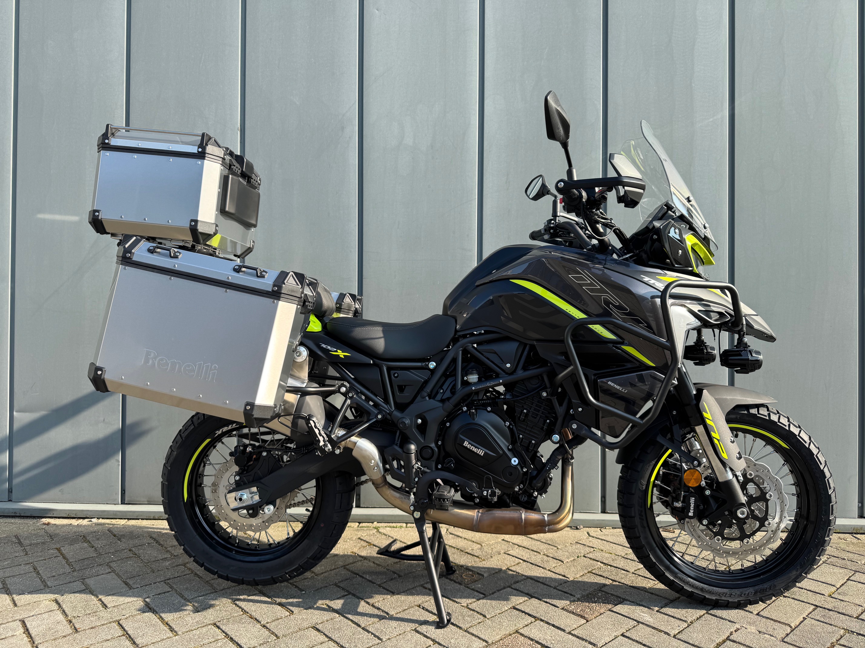 Nieuw binnen: Benelli 702X & 702 (2025)!