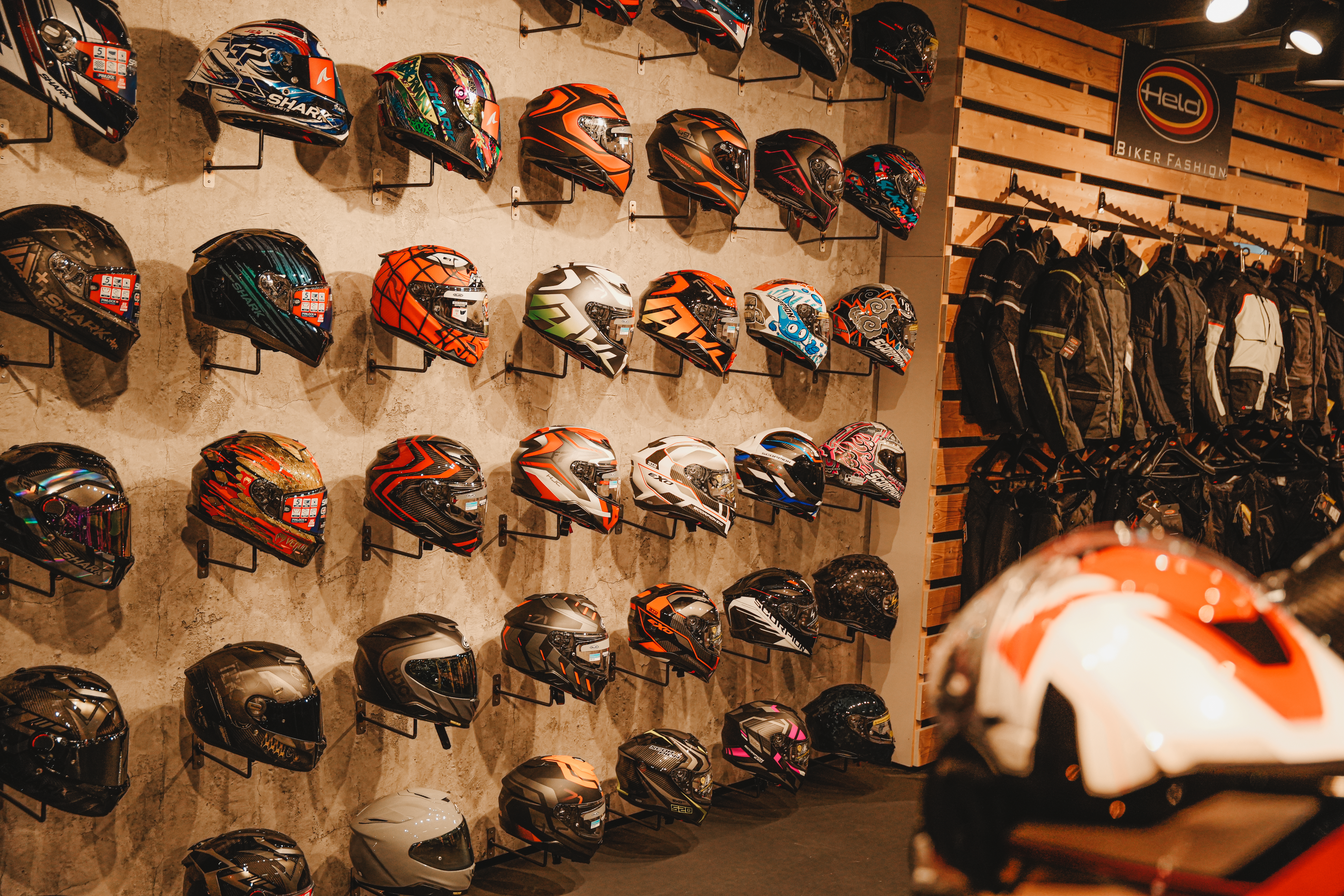 Hoe kies je de juiste motorhelm?