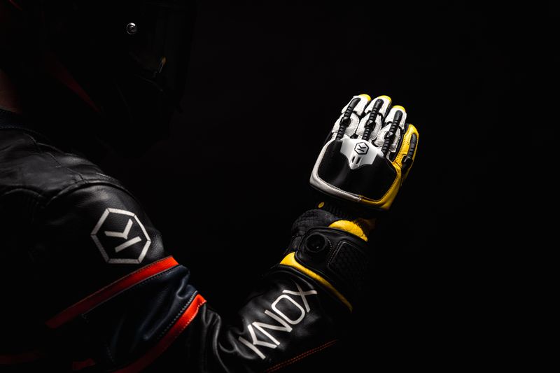 Nieuw vanaf 15 januari 2025: Knox motorkleding!